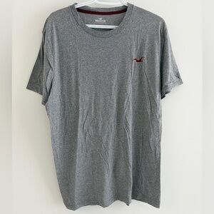 Hollister Men's Grey Logo Pocket T-Shirt